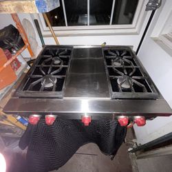 Cook Top  Wolf 36 Inch Gas Plus Griddle  Wolf Hood Included 