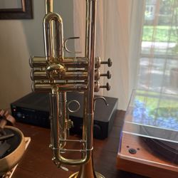 Like New Bach Trumpet Aristocrat 500 + Case Mouthpiece; Now Only $800