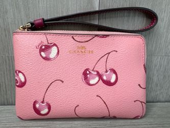 COACH CHERRY ZIP WRISTLET (A1D034176)