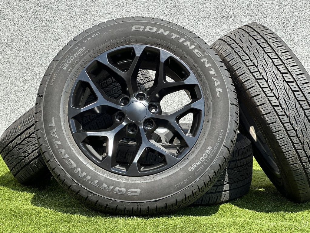 Black 20" GMC Sierra 1500 Honeycomb wheels 6x5.5 rims 275/60R20 tires Yukon Tahoe Silverado Chevy Suburban