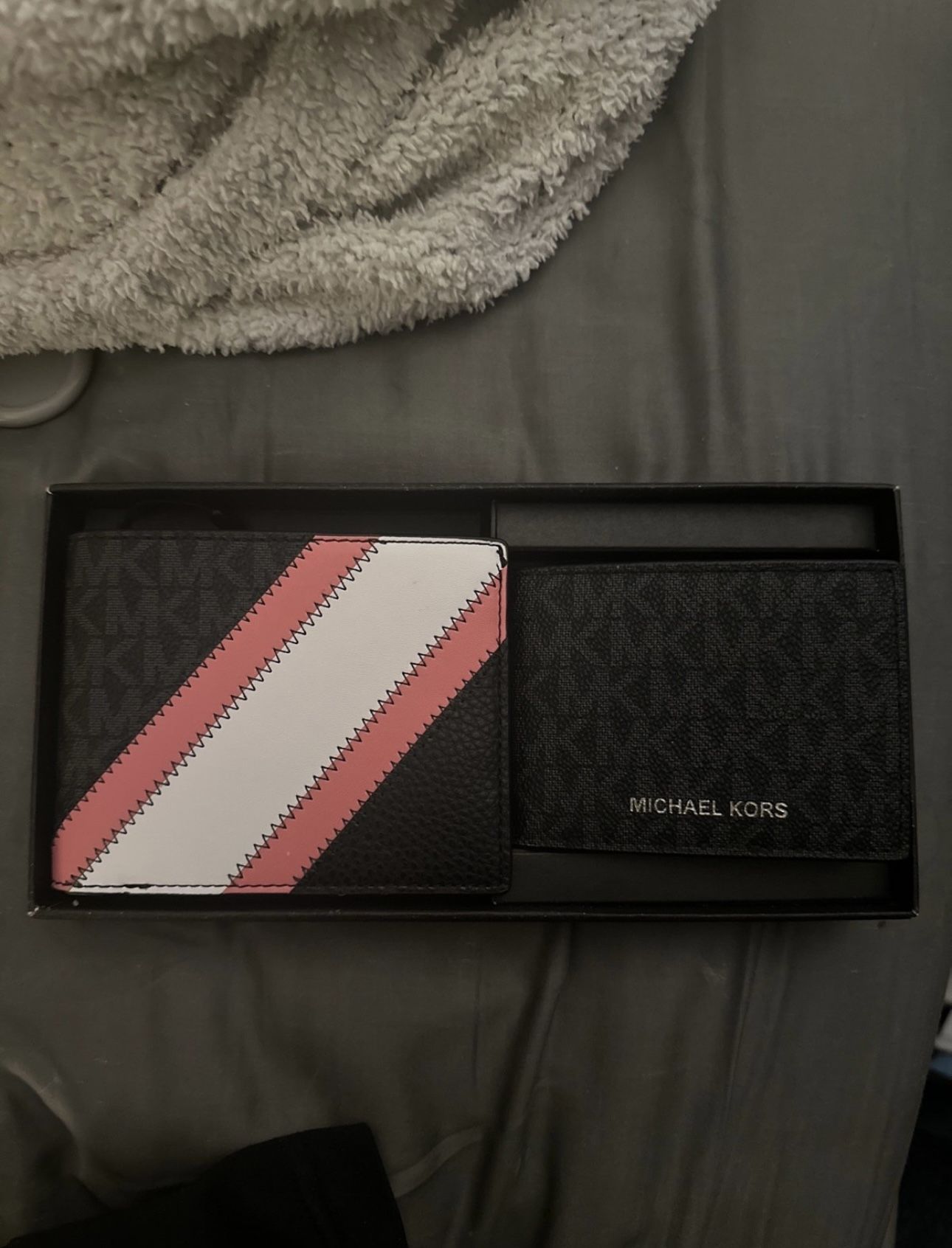 Michael Kors Wallet Set