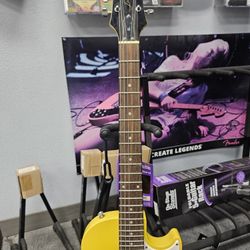 Yellow Epiphone Les Paul