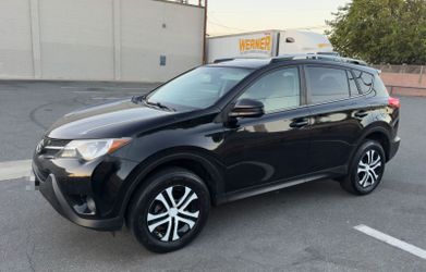 2013 Toyota RAV4 LE