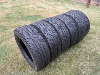 245/75R17 Michelin Tire Set of 6