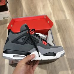 Air Jordan 4 “Infared” Size 12