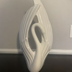 Home decor ceramic swan for table