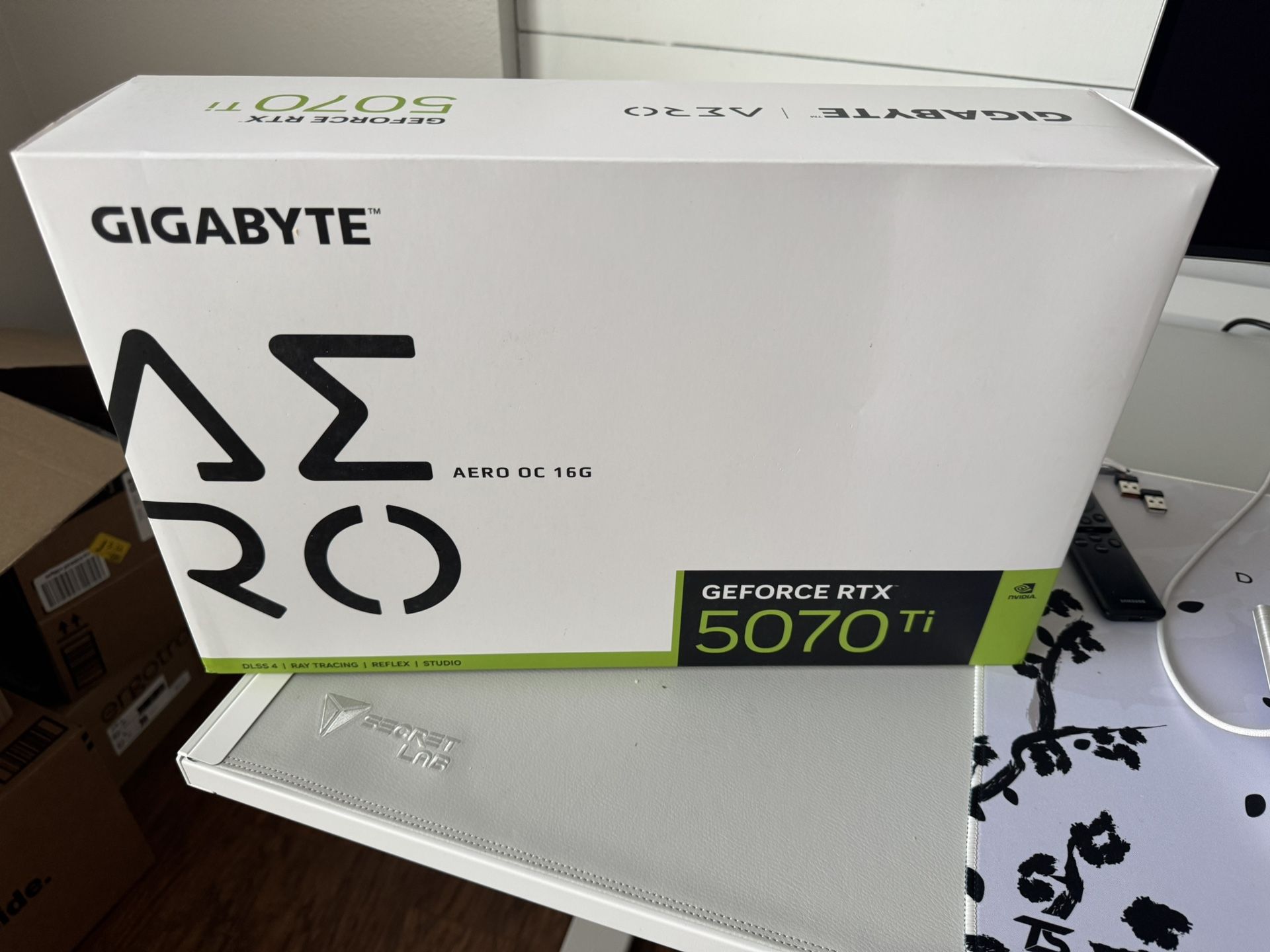 Gigabyte RTX 5070 Ti AERO OC 16G