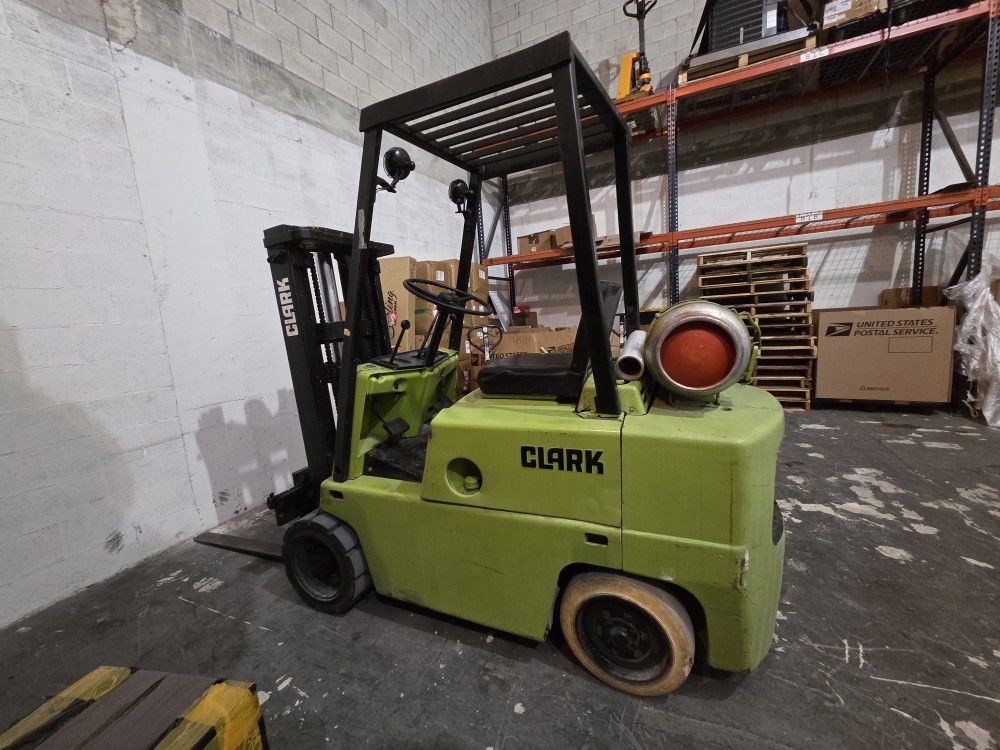 Forklift