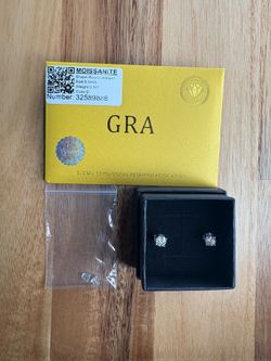 Brand New 0.5 CT Moissanite Stud Earrings - 925 Sterling Silver - GRA Certified