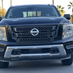 2021 Nissan Titan