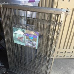 4.5 ft. x 4.5 ft. PORTABLE KENNEL