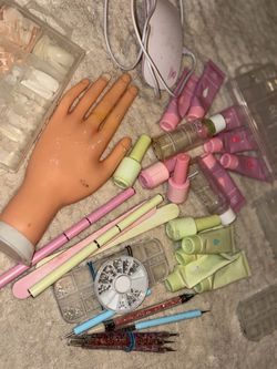 Free nail accessories for practice