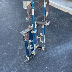 tools -construction’s stilts 