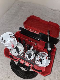 Milwaukee Hole Dozer Set (Price is Firm)