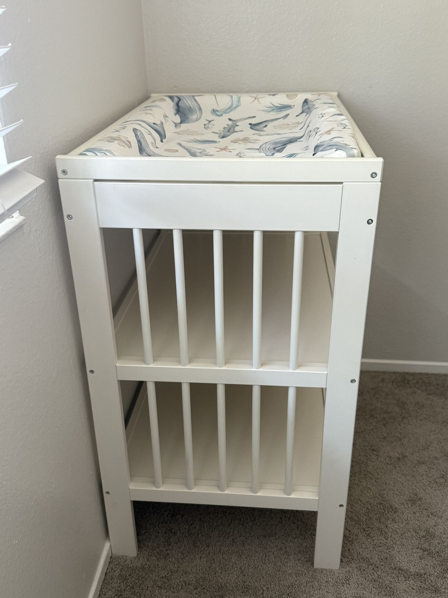 Baby changing table