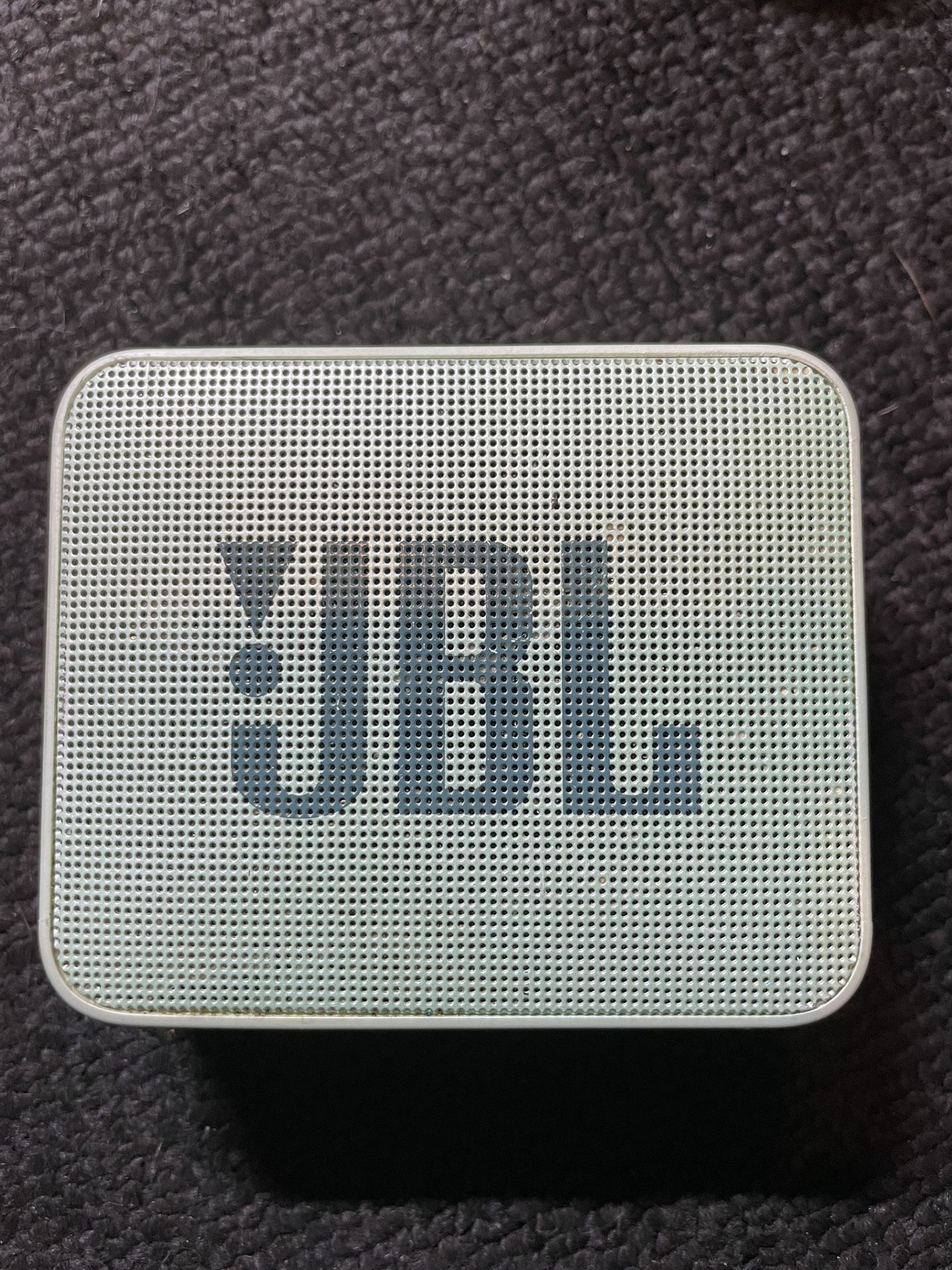 JBL GO2