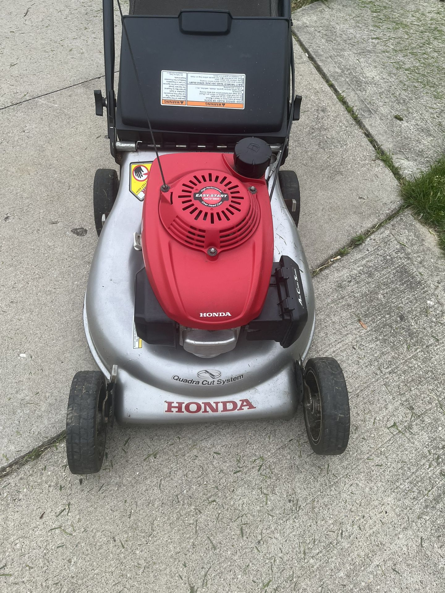 Honda Mower For Sale  Great Work 
