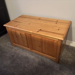 Hope Chest/ Cedar Chest 