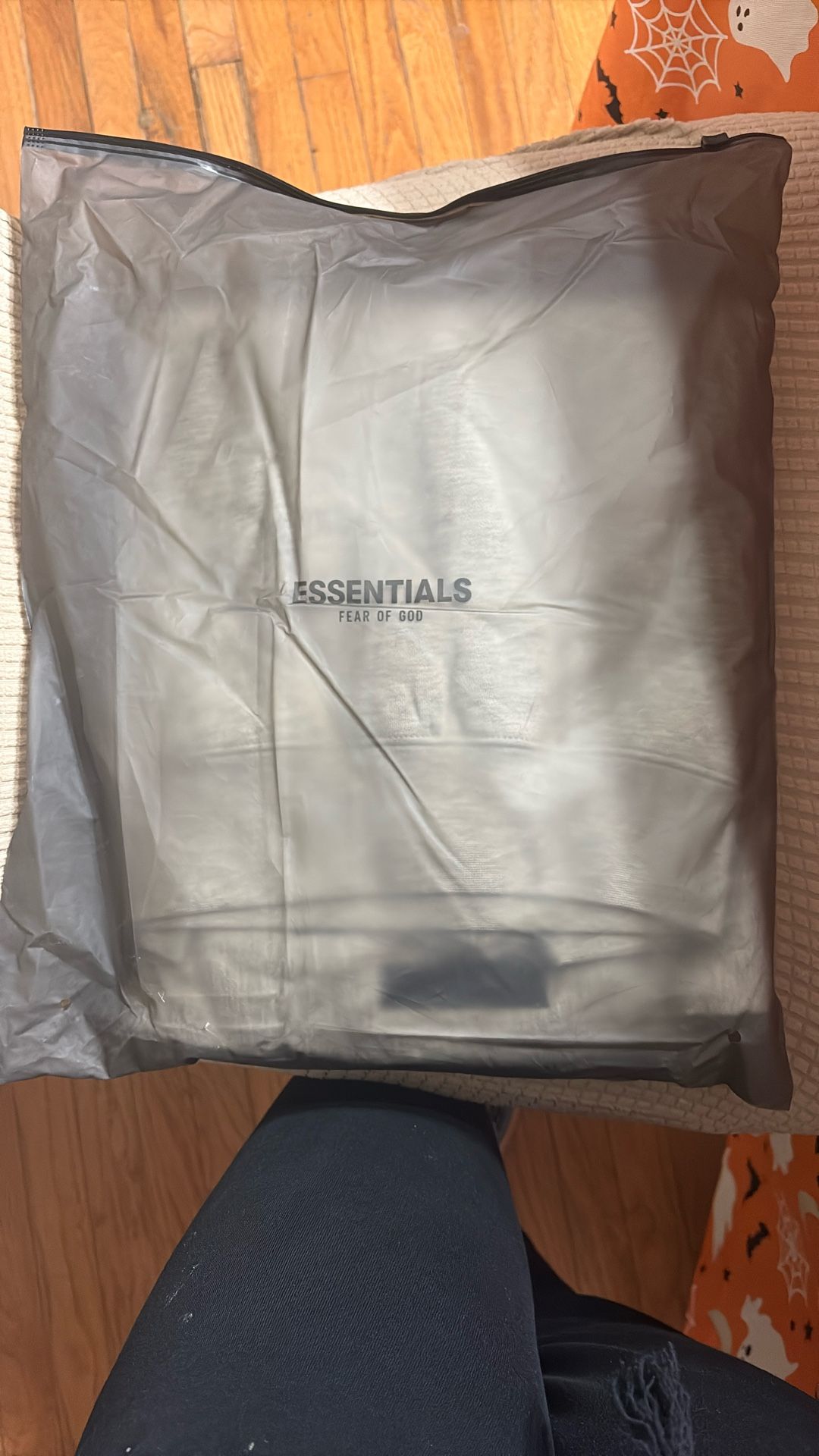 Essentials Fear Of God Hoodie light Oatmeal (men Size)