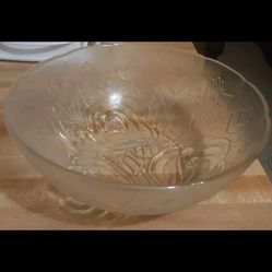 Rose, Frosty scalloped Rim Bowls/ Salad/ Fruit/ Desert serving Bowl