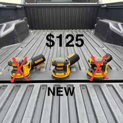 NEW DEWALT 20V MAX XR Cordless Brushless 5 in. Random Orbital Sander (Tool Only) **1 Available**