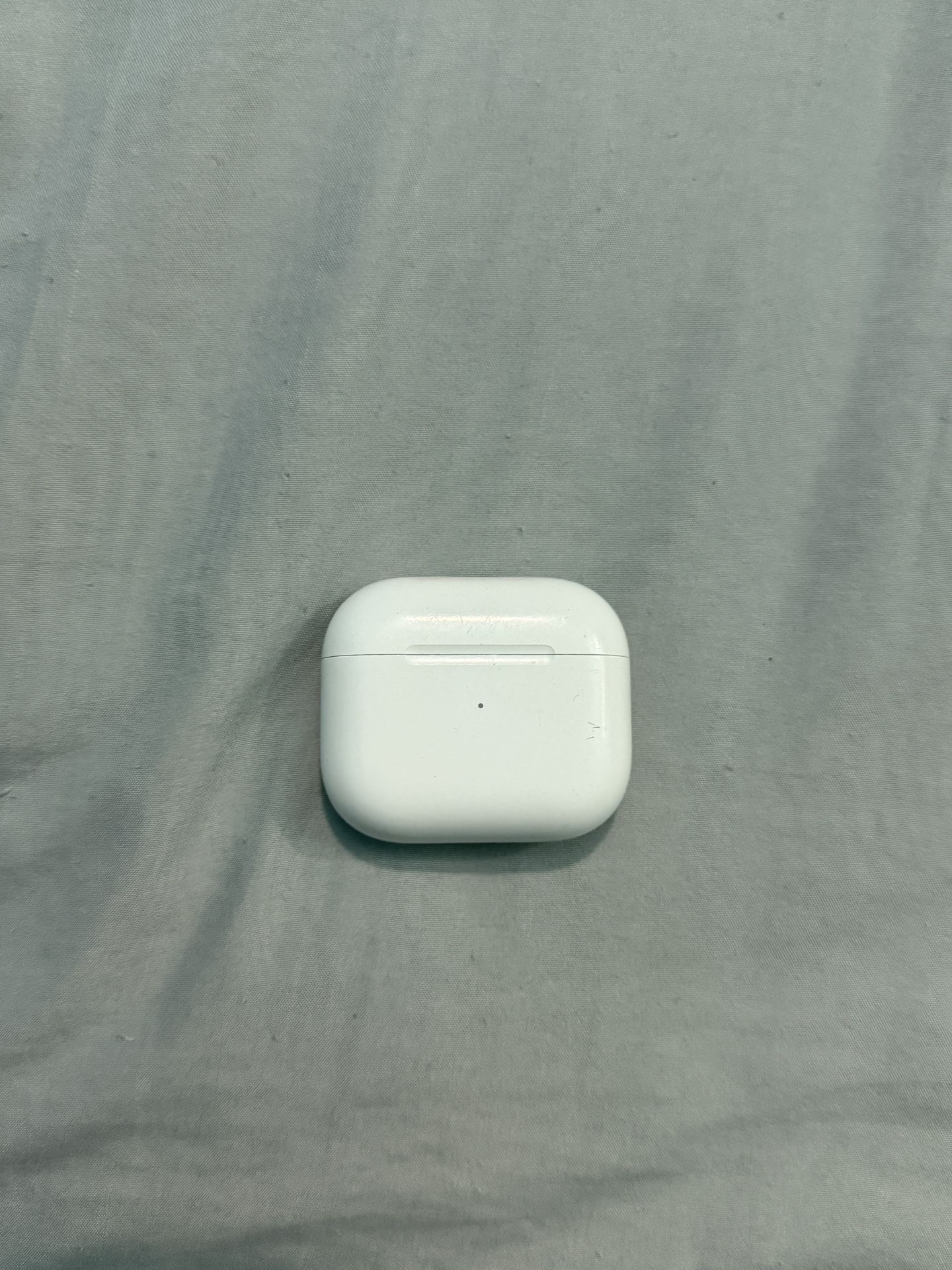 AirPods 3 Wireless Charging Case (case Only)