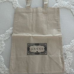 Small Gucci dust Bag 