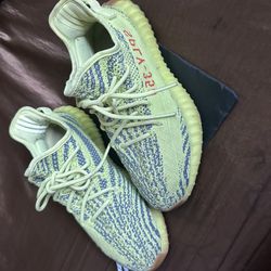 Yeezy 350 Semi Frozen Yellow V2 
