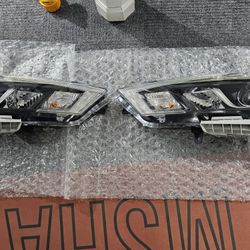 2016 Nissan MAXIMA  headlights set