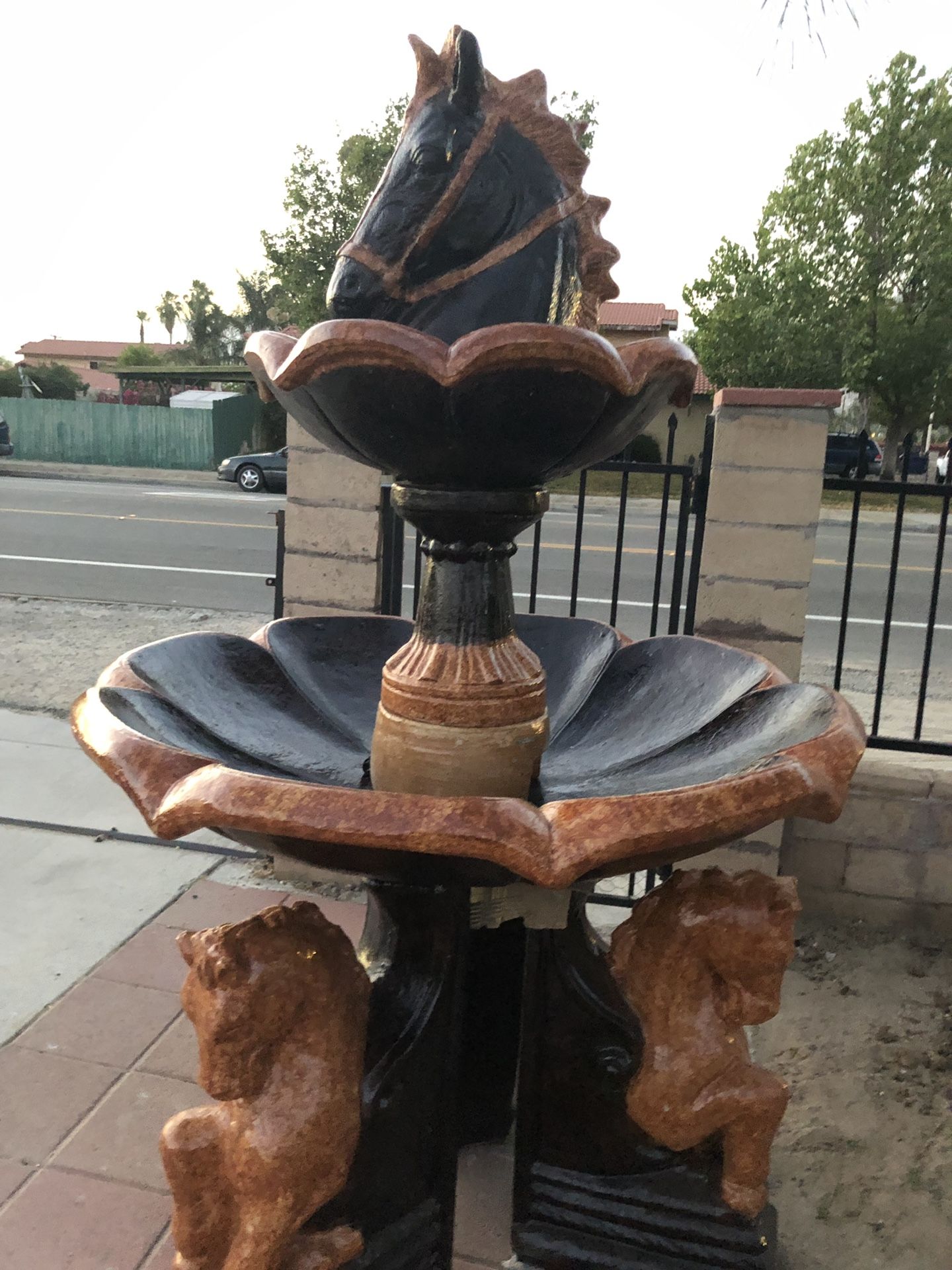 Water fountain for Sale in Rancho Cucamonga, CA OfferUp