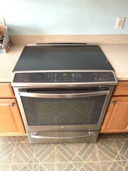 GE Profile 30 Electrical Stove