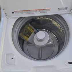 General Electric Washer Semi New almost New