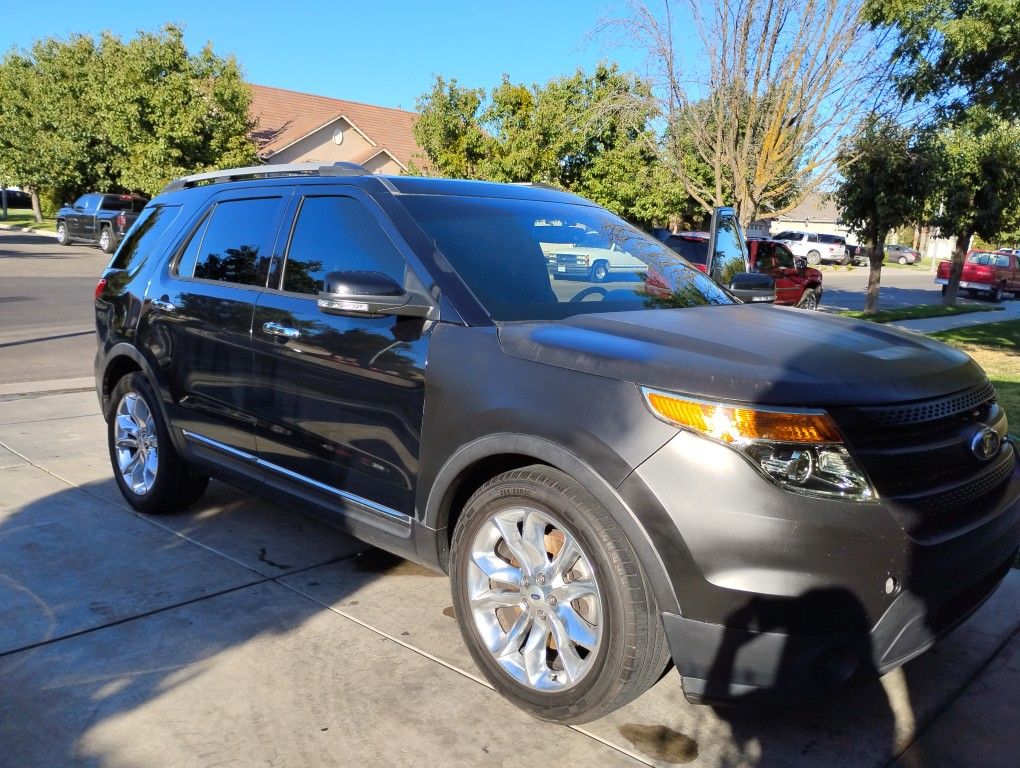 2015 Ford Explorer