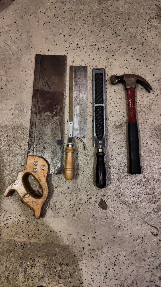Saws, Hammer, Rasp