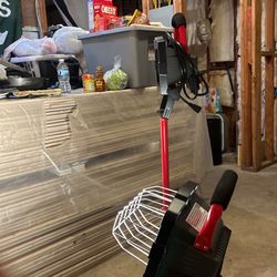 2 Craftsman Shop Lights On Tripod 500watt