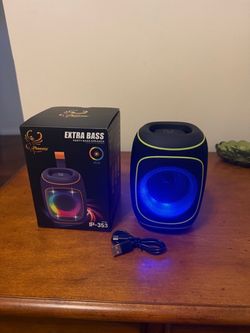 Brand new open box IPhoenix IP-353 Bluetooth Speaker
