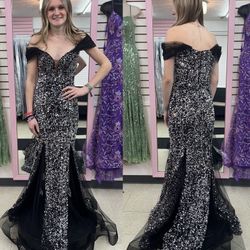 New With Tags Black & Silver Sequin & Tulle Long Formal Dress & Prom Dress $125