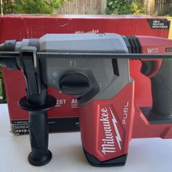 Milwaukee M18 FUEL 18V Lithium-Ion Brushless Cordless 1 in. SDS-Plus Rotary Hammer (Tool-Only)