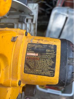 DeWalt DC390 cordless circular saw