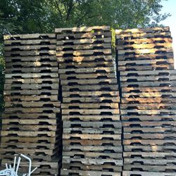 Pallets 48x40 ( GRADE A ) As of June 9 , 2024 they are still available About 500 of them 
