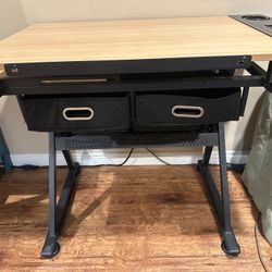 Artist desk/Drafting table with drawers