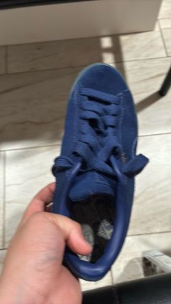 Puma suede navy blue color size 5
