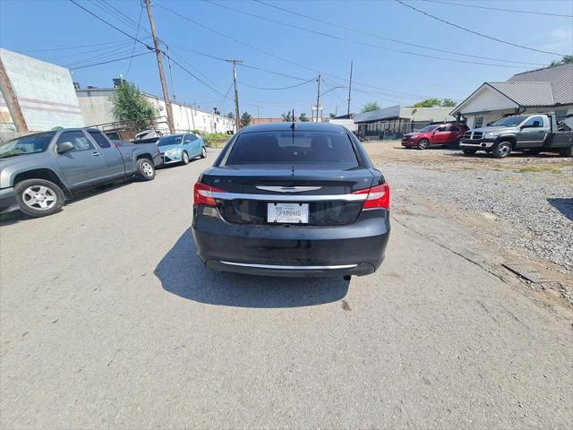 2012 Chrysler 200