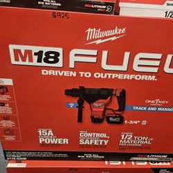 Milwaukee
M18 FUEL ONE-KEY 18V Lithium-Ion Brushless Cordless 1-3/4 in. SDS-MAX Rotary Hammer with Two 12.0 Ah Battery