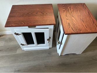 2 nightstands