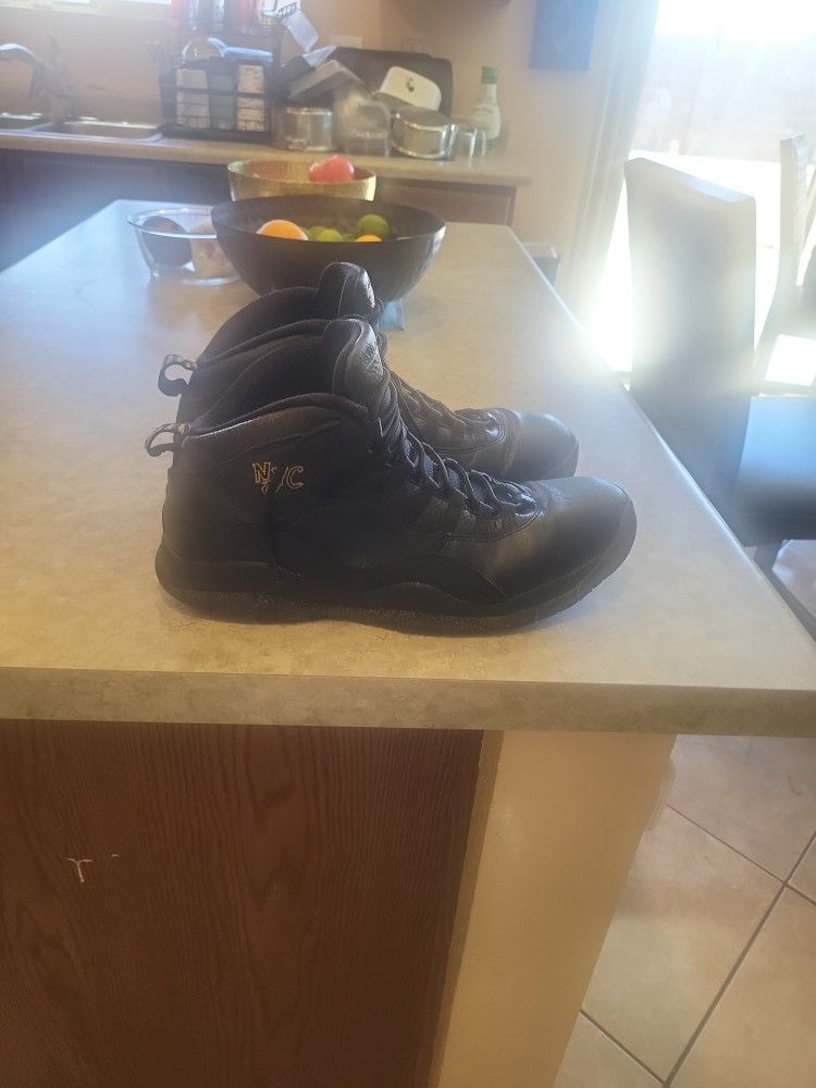 Nike Air Jordan 10 Retro NYC- Mens- Size 12