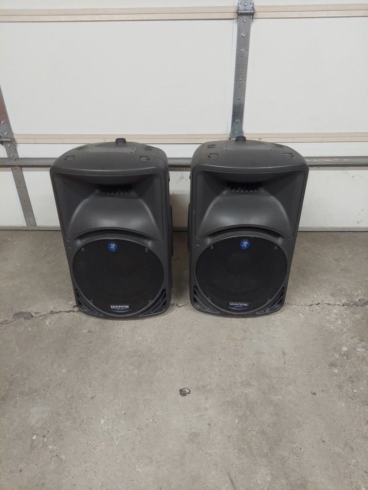 Mackie Passive Speakers