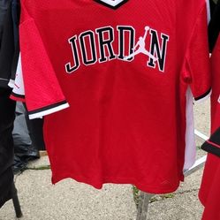 BRAND NEW WITH TAGS!! KIDS Jordan Jersey Shirt Size XL