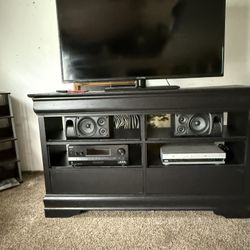 Nice TV stand black for sale