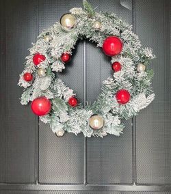 15" CHRISTMAS OUTDOOR DOOR WREATH
